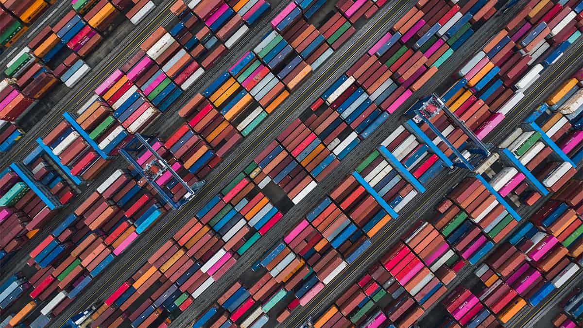 The Benefits of Choosing a Freight Forwarder for Your Overseas Move