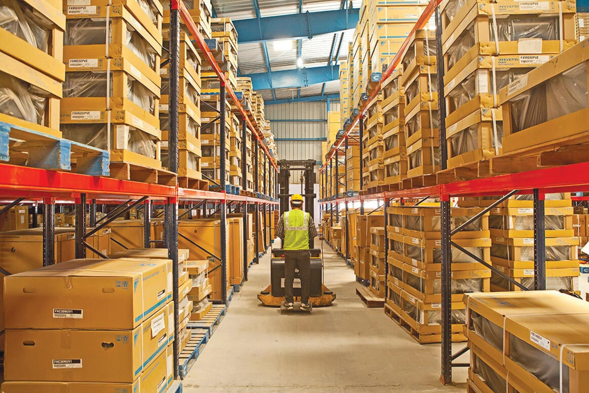 The Importance of Efficient Storage and Warehousing in Logistics